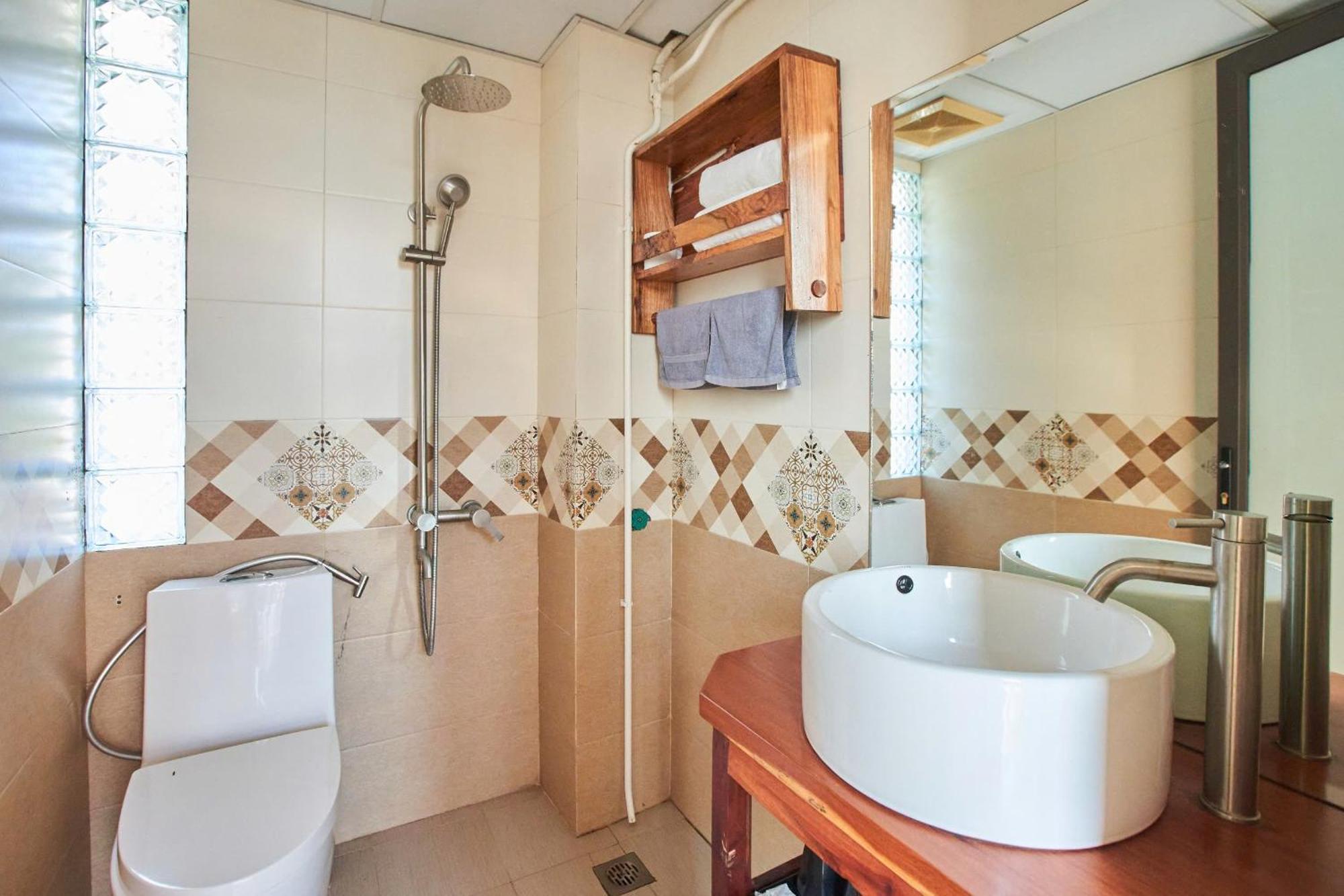 Homestay Eco May5 Travel 하롱 외부 사진